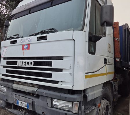 iveco motrice 420 scarrabile von ragno (6)